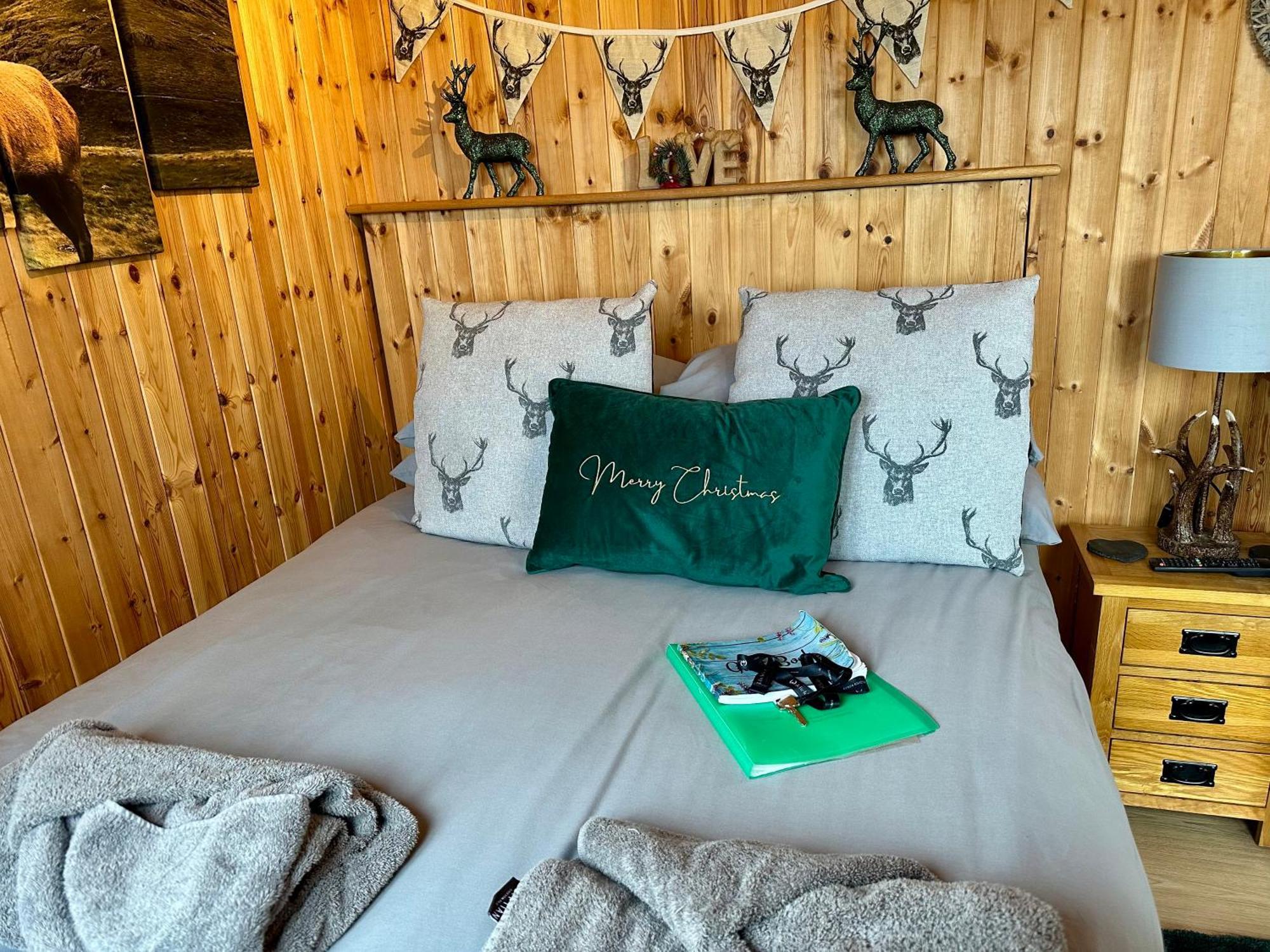 Stags Hide Hotel Minwear Exterior foto