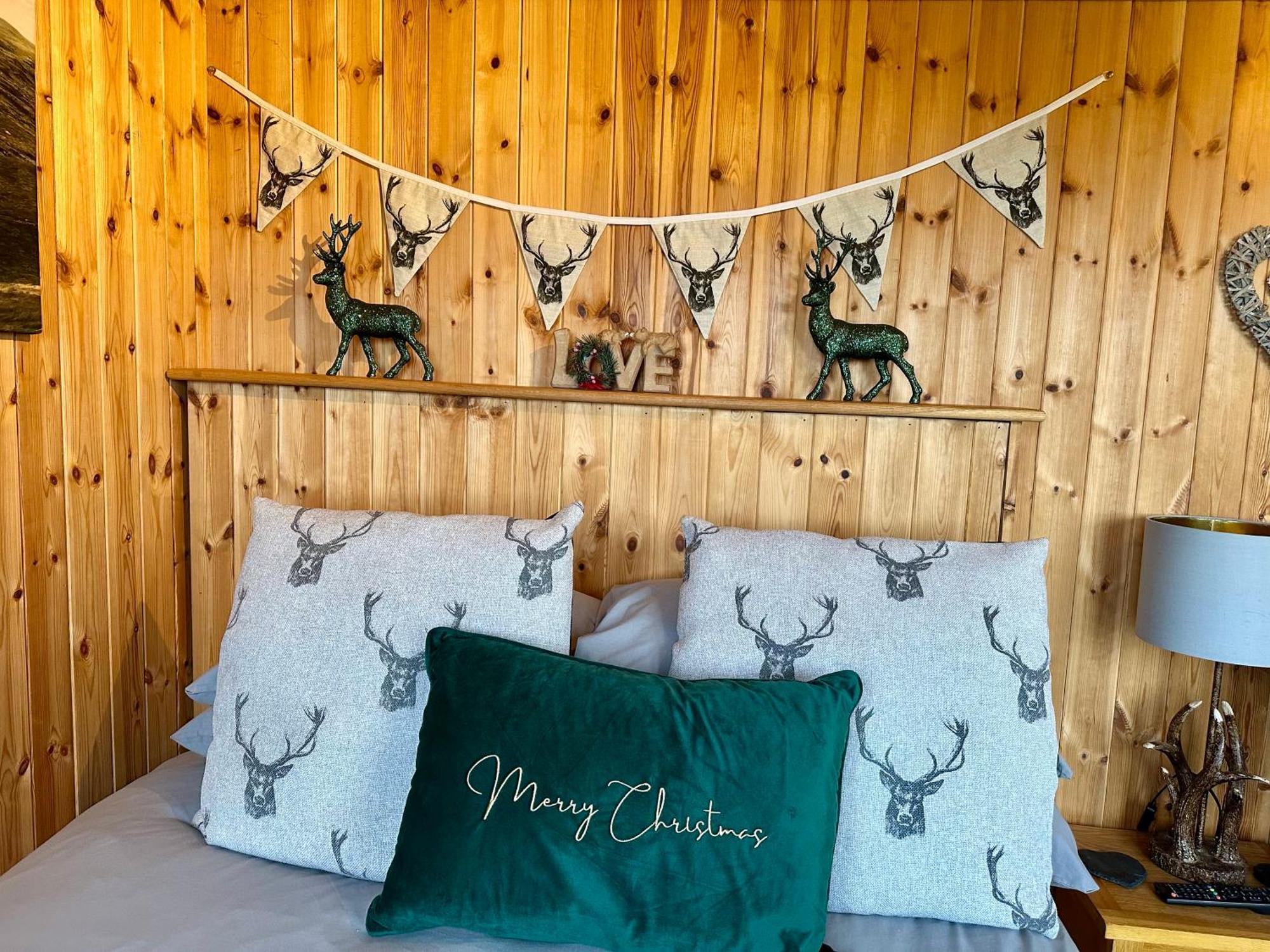 Stags Hide Hotel Minwear Exterior foto
